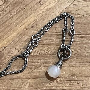 New Silver wire wrapped natural stone white moonstone ? Quartz ? Necklace